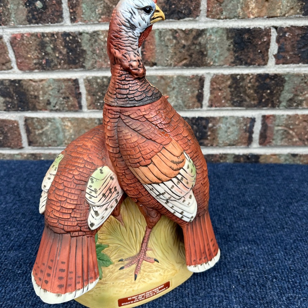 Wild Turkey Kentucky Straight Bourbon Bottle Porcelain Series 2 #3 1981 - Picture 6 of 14